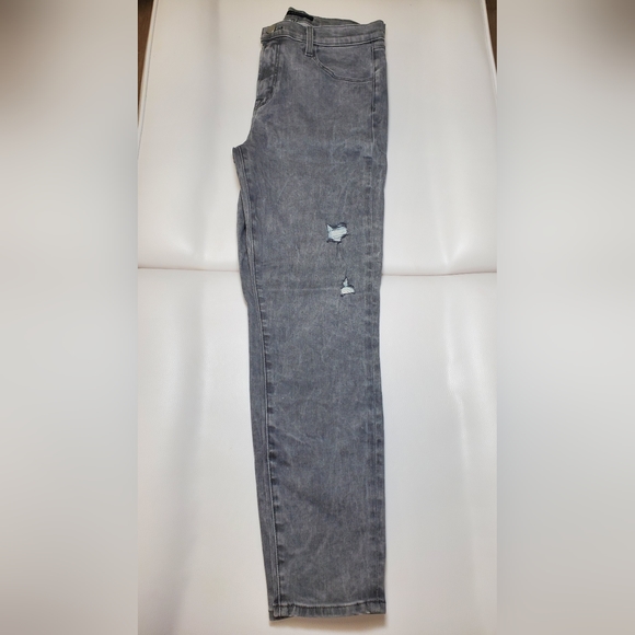 J Brand. Alana. Size 29. Worn Once - Picture 12 of 12